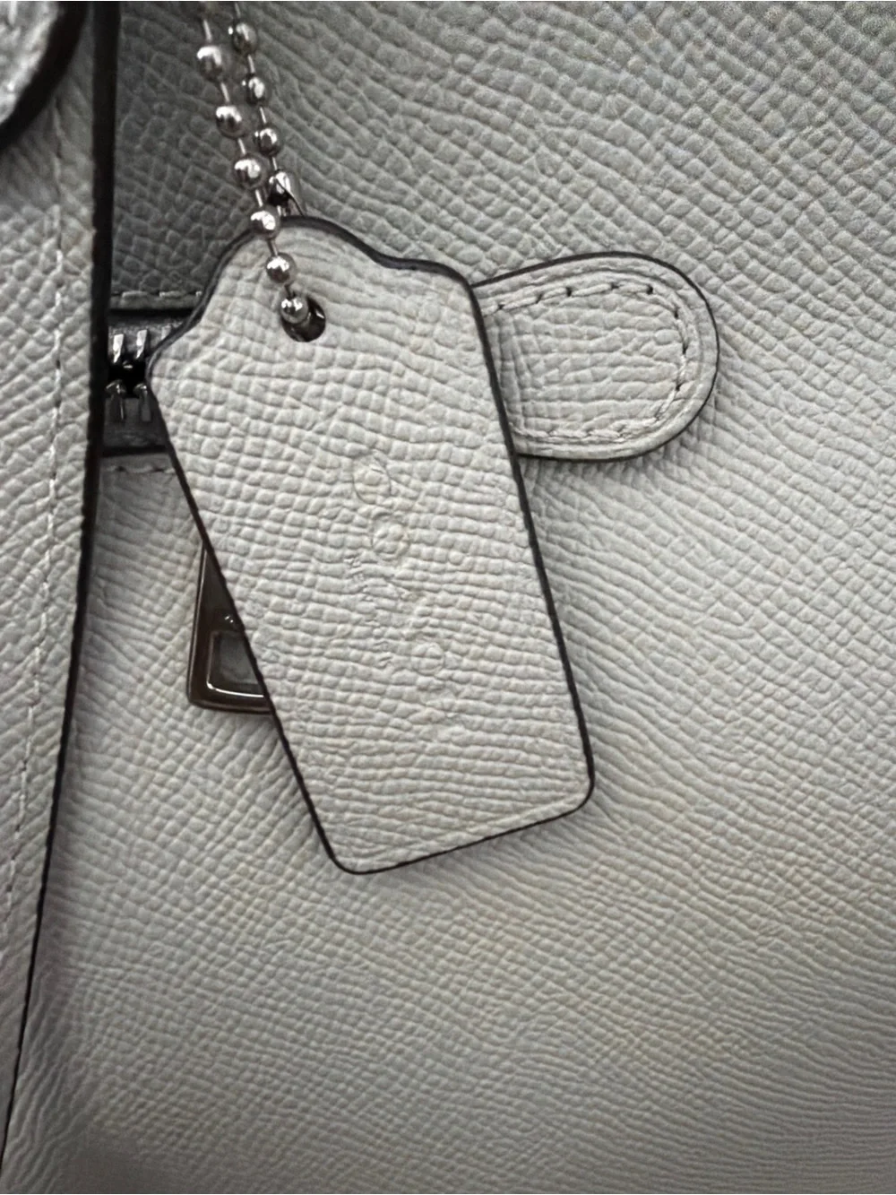 COACH Crossgrain Leather Gallery Tote Bag – Soft Sage / Mint Green